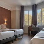 Hotel The Originals City, Mondial,