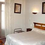 The Originals City, Mondial, Hotel 3*