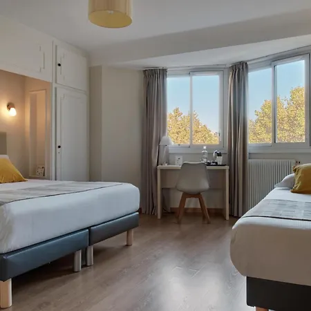 Hotel The Originals City, Mondial, 3*