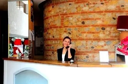 The Originals City, Mondial, Hotel