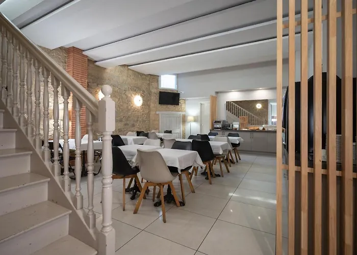 Hotel The Originals City, Mondial,